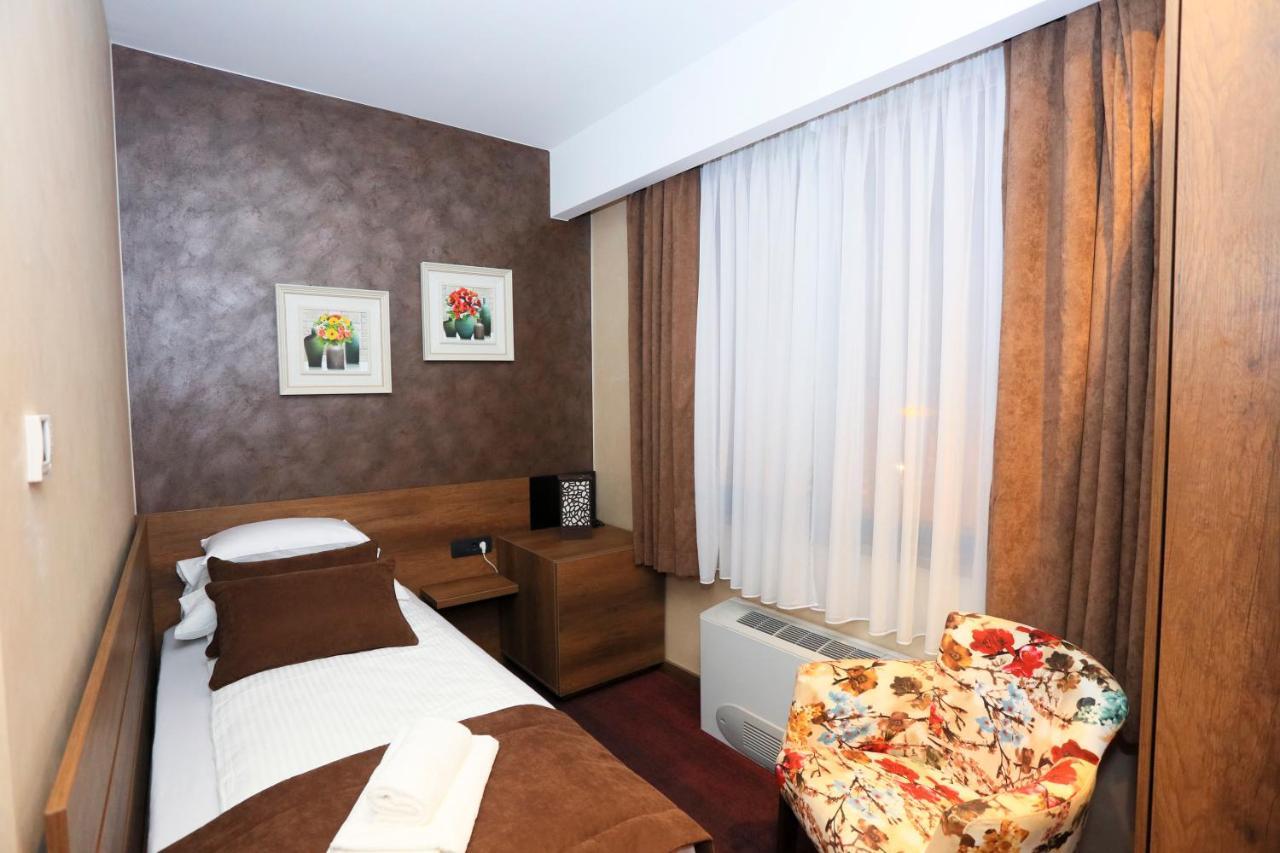 Carpe Diem Boutique Hotel Zenica Eksteriør bilde