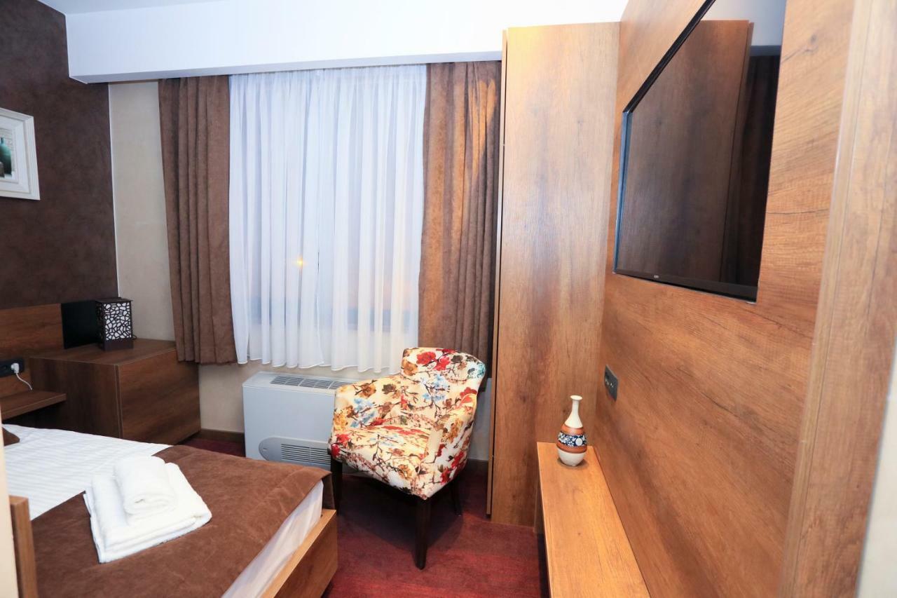 Carpe Diem Boutique Hotel Zenica Eksteriør bilde
